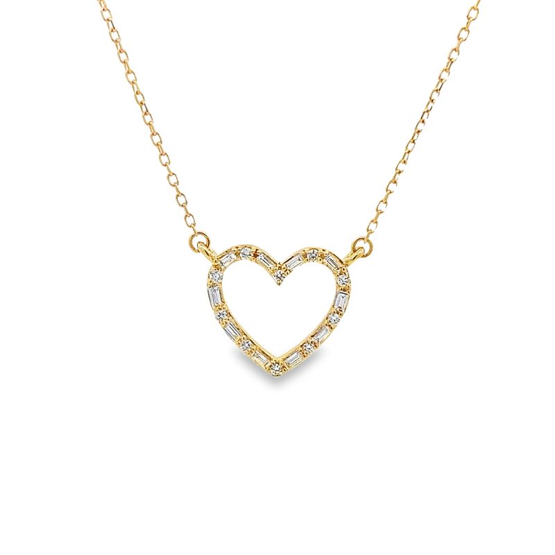 Parrys Jewellers9ct Yellow Gold Diamond Set Heart Pendant With Chain TDW 0.15ct