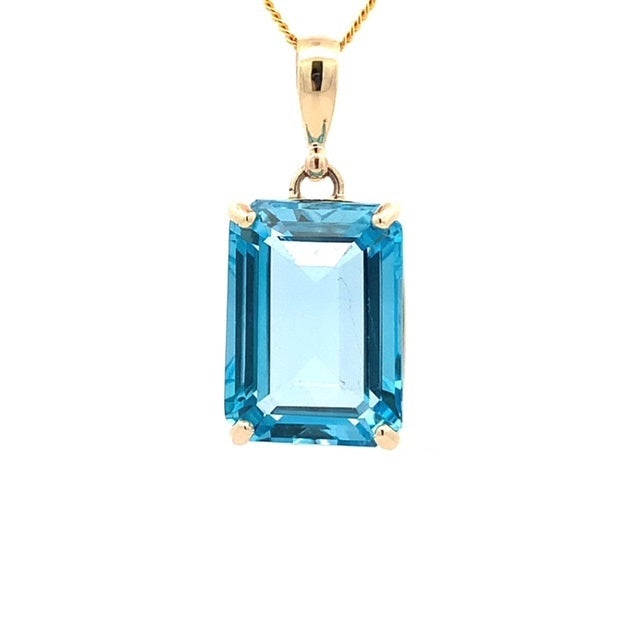 Parrys Jewellers 9ct Yellow Gold Blue Topaz Pendant