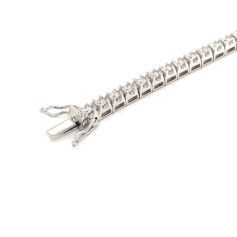 Parrys Jewellers 9ct White Gold 48rb=2.05ct GSI Diamond Set Tennis Bracelet